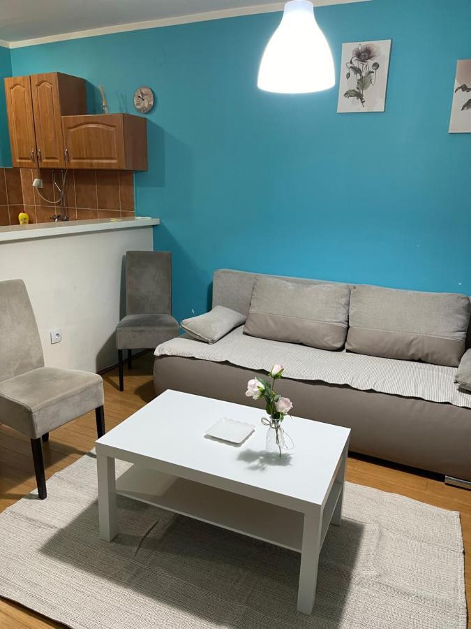 Apartment Elefant 021 Novi Sad Exteriör bild
