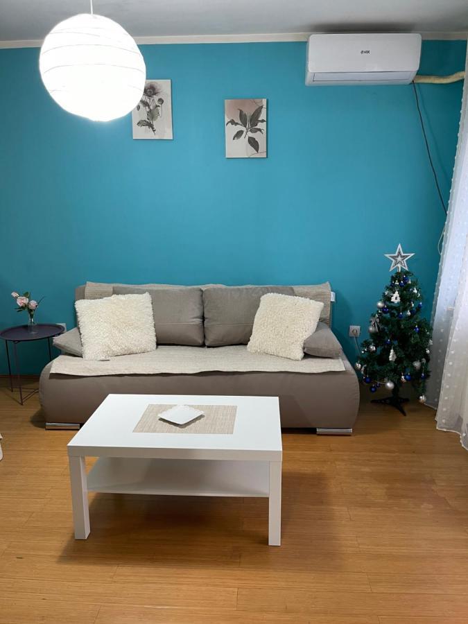 Apartment Elefant 021 Novi Sad Exteriör bild